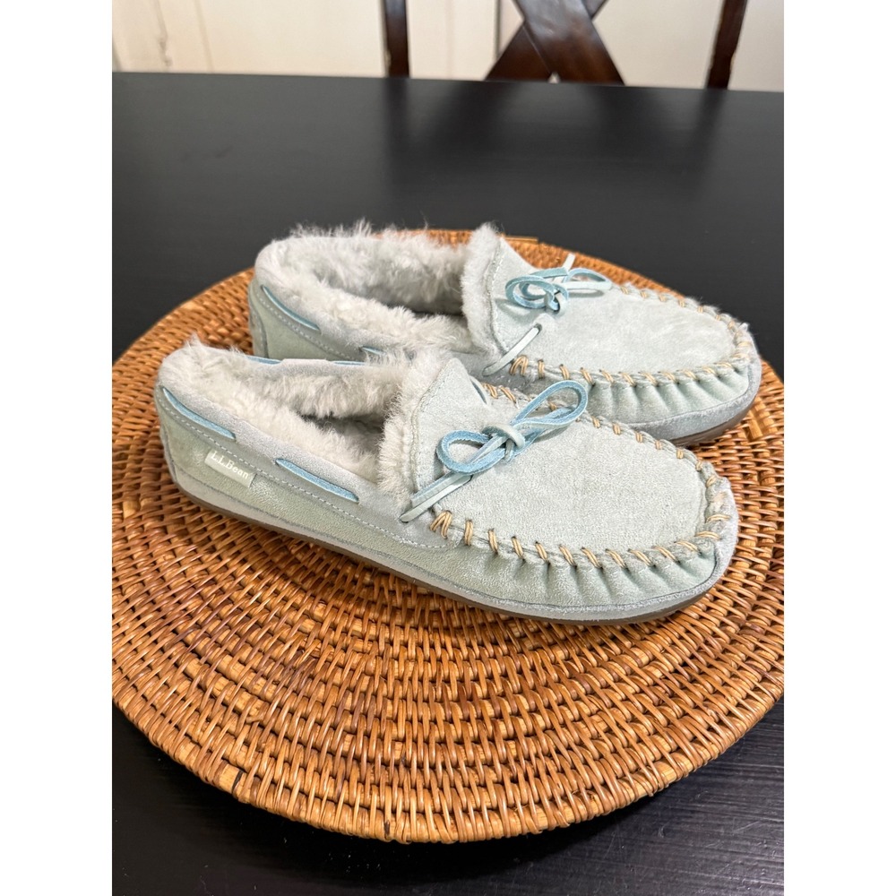 LL Bean Wicked Good Moccasins Light Blue Suede Sheepskin Slippers 290467 Women 8
